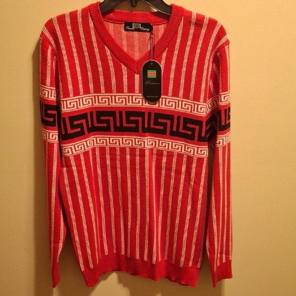 Inspired Fosace V-Neck Sweater in Red and Black - Picture 2 of 3